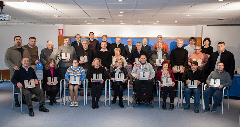 Un grupo de 25 empresas reciben reconocimiento de la FER por su fidelidad durante 37 años