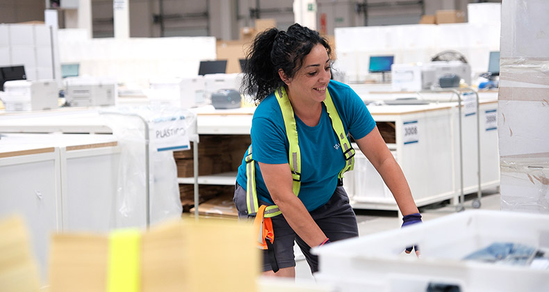 Arrancan las rebajas en Logisfashion, con un volumen récord de 2,3 millones de artículos