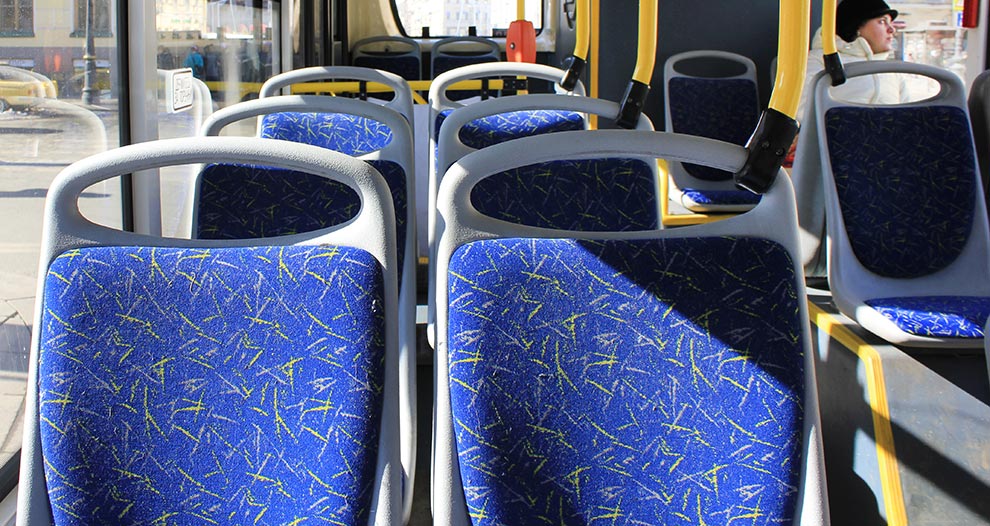 70% conductores dejarían el coche si mejorara el transporte público
