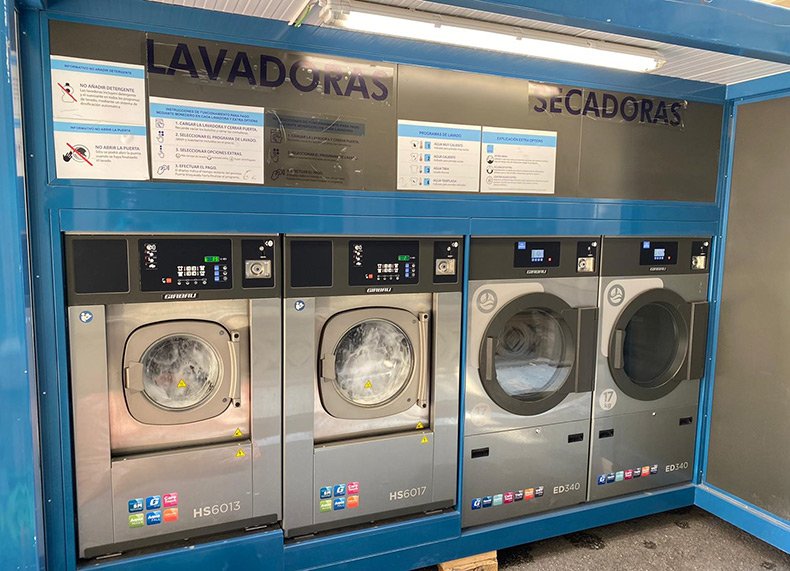 Girbau apoya al Hospital Clínic de Barcelona con una lavandería portátil