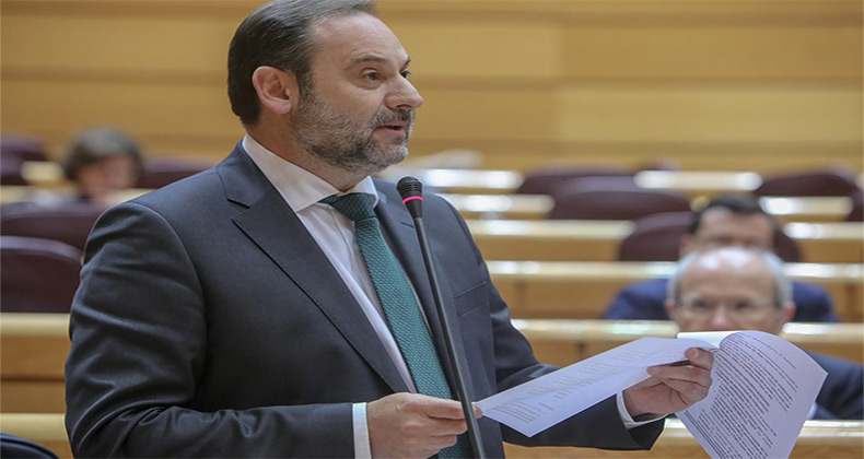 Ábalos destaca que el nuevo Ejecutivo ha incrementado en un 70% el importe licitado en Fomento hasta noviembre
