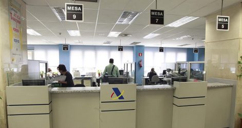 agencia-tributaria-atencion-presencial-oficinas-campana-renta-2017