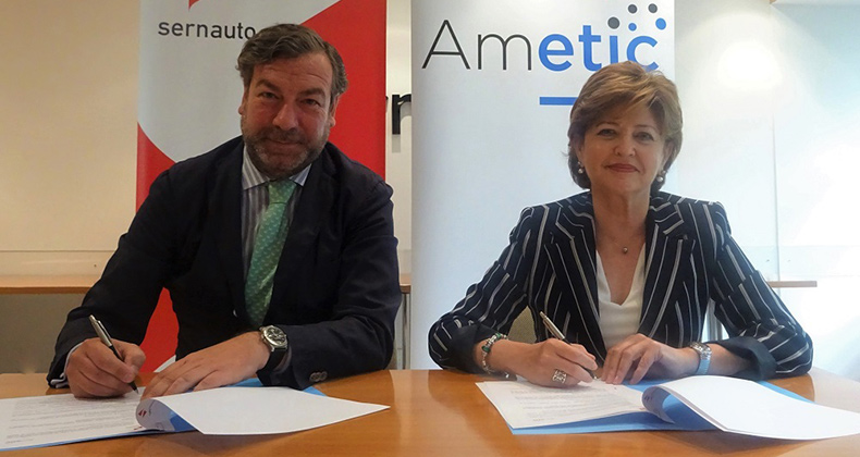 AMETIC y SERNAUTO firman un convenio para reforzar la colaboración entre el sector TIC y Automoción