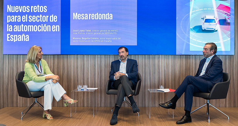 ANFAC y SERNAUTO apuestan por una nueva política industrial que garantice la competitividad del sector