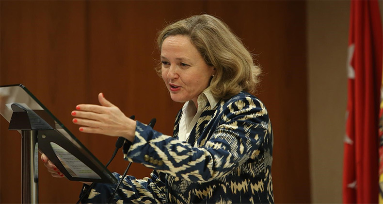 Calviño defiende que los Presupuestos están «en la línea correcta» respecto a las recomendaciones de Bruselas