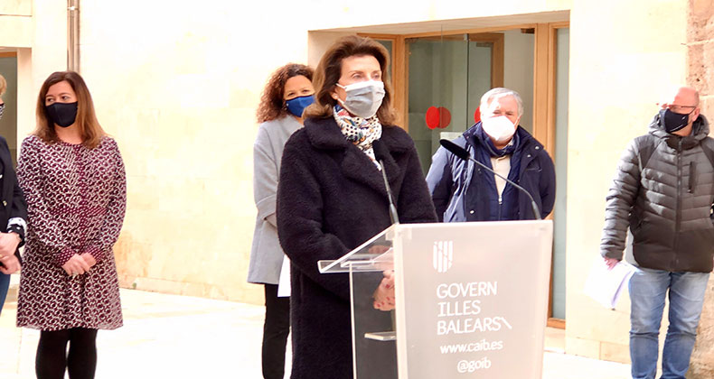 Carmen Planas reclama “la necesidad de que el Gobierno central complemente las ayudas de las administraciones locales porque Balears es la comunidad más afectada de España por esta crisis”