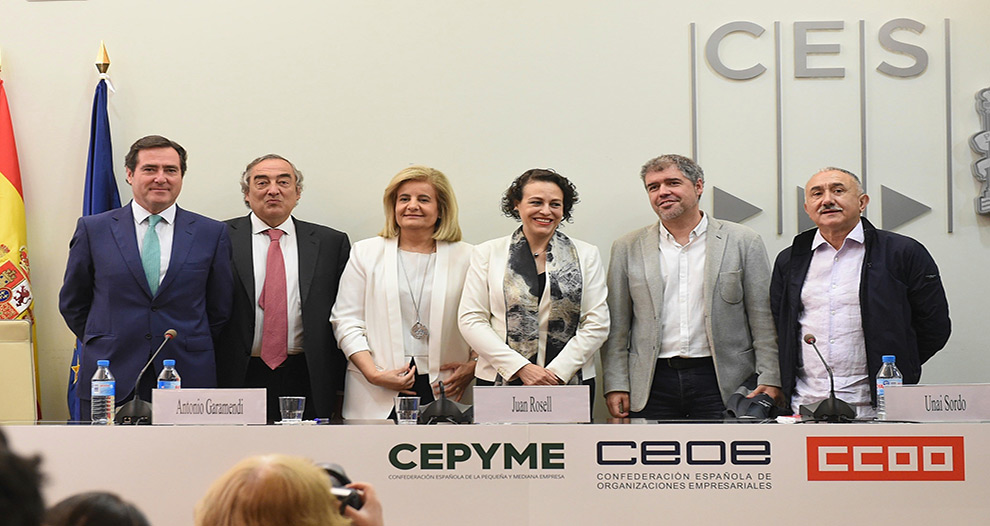 Las organizaciones empresariales CEOE y CEPYME y los sindicatos UGT y CCOO firman el IV AENC