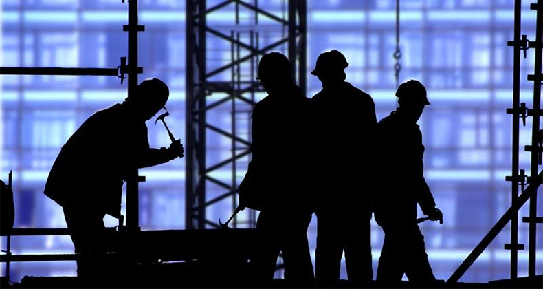 CEOE: El mercado laboral comienza a normalizarse en 2022 aunque el sector privado sigue sin recuperar los niveles de empleo precrisis