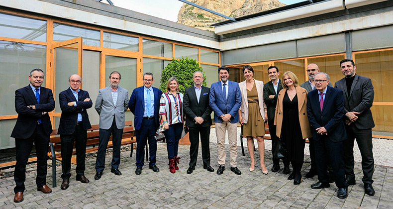 La CEV y el Ayuntamiento de Alicante acuerdan lanzar un programa para potenciar el acceso de mujeres a puestos directivos