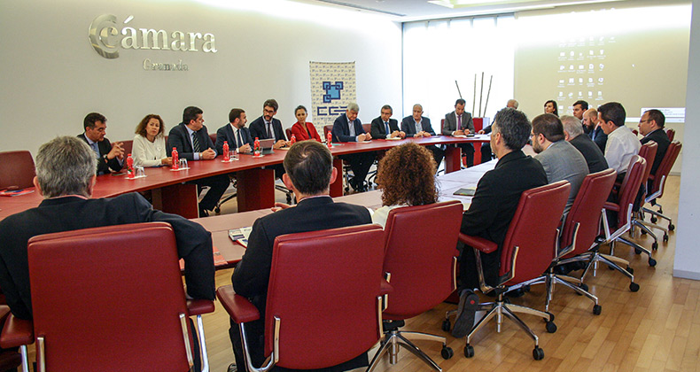 La CGE y Bankia reúnen a una treintena de altos directivos granadinos para abordar su papel en el ámbito de la Ciberseguridad