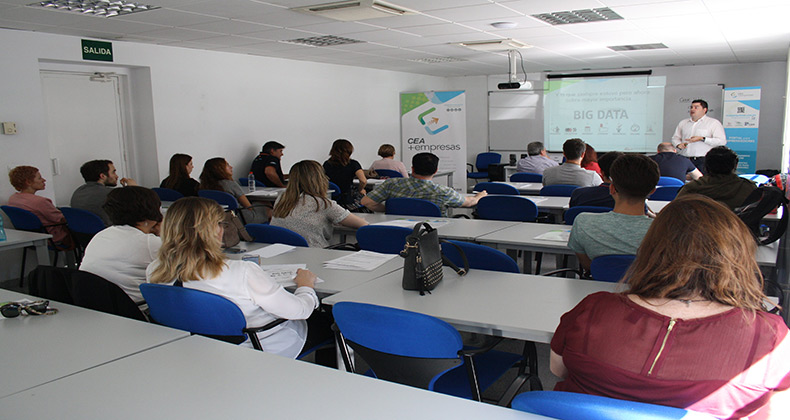 La CGE eleva su apuesta formativa: 478 empresarios granadinos mejoran sus competencias gracias a una veintena de seminarios y jornadas