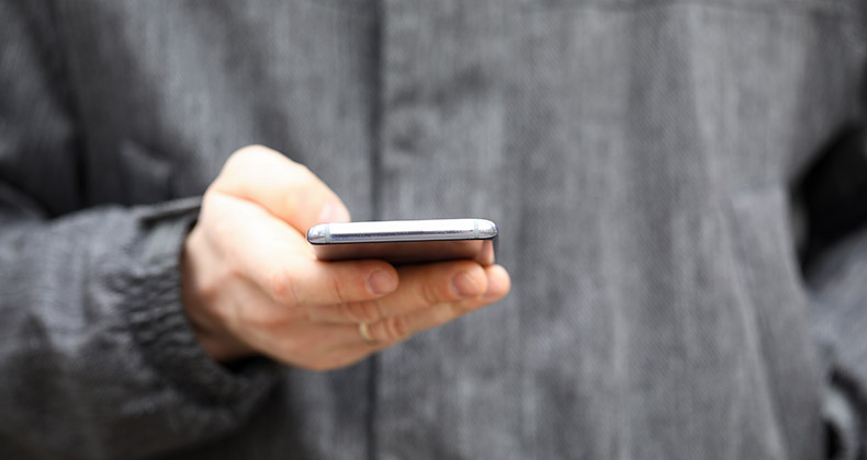 Aumentan drásticamente los ciberataques por SMS relacionados con las compras navideñas
