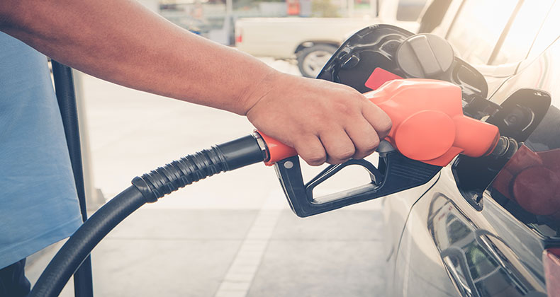 Cómo ahorrar combustible este verano