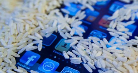 como-salvar-movil-cuando-se-moja