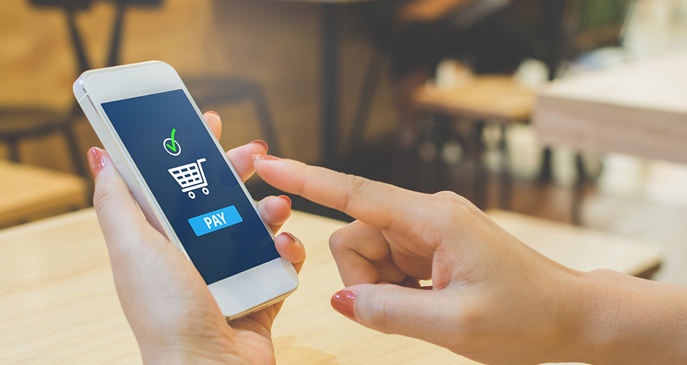 Las compras con el móvil se duplican en España en 3 años y se dispara un 30% el uso de asistentes virtuales