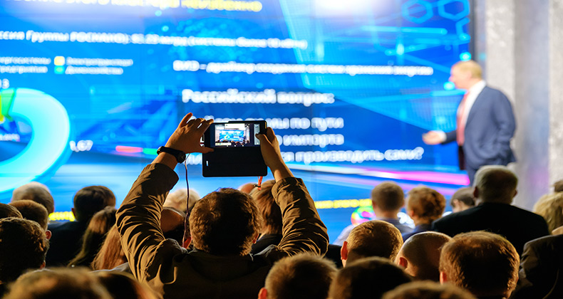 7 consejos para emitir online en Facebook, Instagram o Twitter