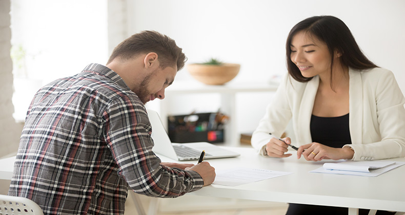 Los contratos temporales convertidos a indefinidos baten récords