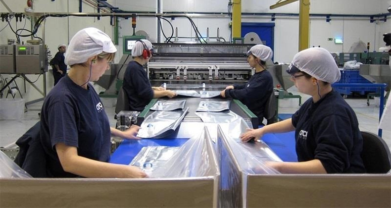 El coste laboral por hora trabajada en la industria es un 15% más bajo en España que en la UE