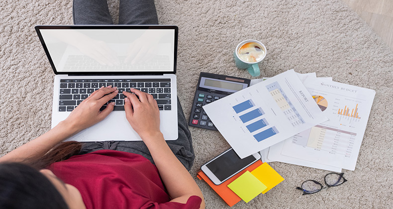El 69% de los empleados quiere teletrabajar, pero su empresa no se lo permite