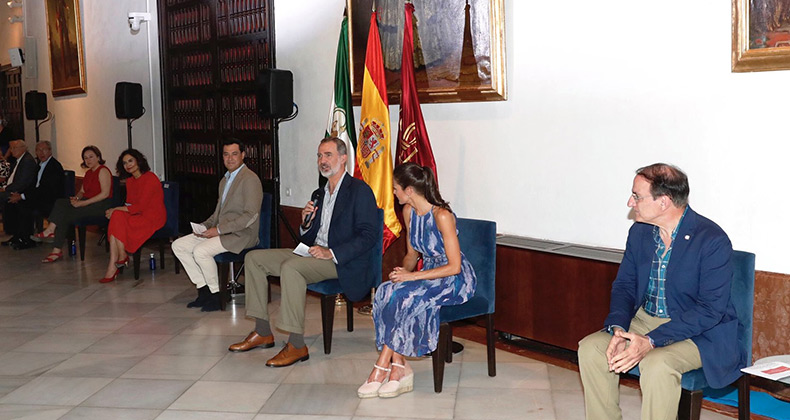Los empresarios andaluces se ofrecen para relanzar la reactivación económica