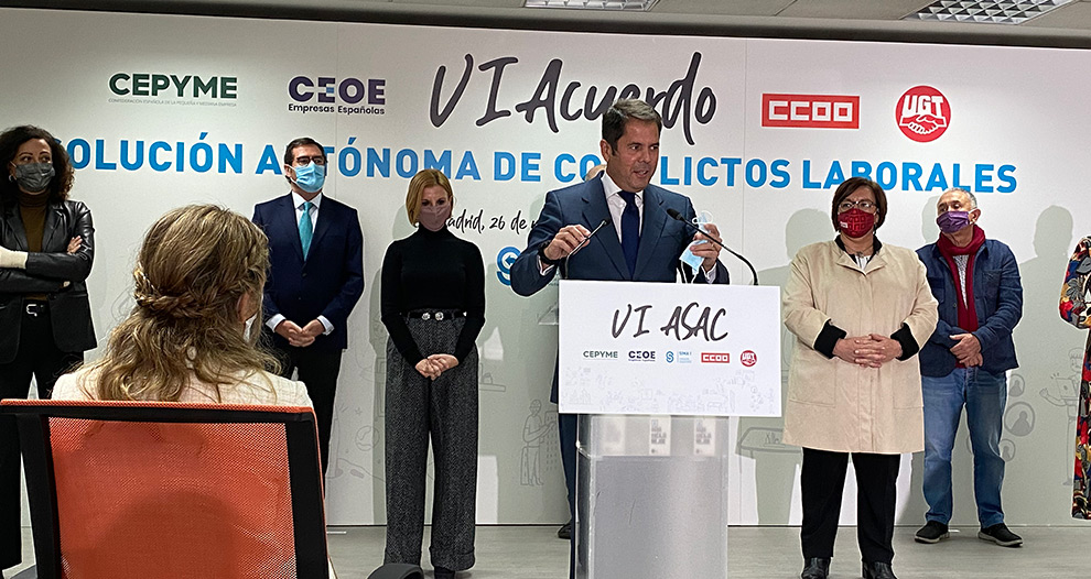 Empresarios y sindicatos firman el VI Acuerdo de Solución Autónoma de Conflictos Laborales