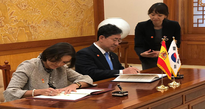 España y Corea del Sur firman un acuerdo para reforzar la cooperación en materia de turismo