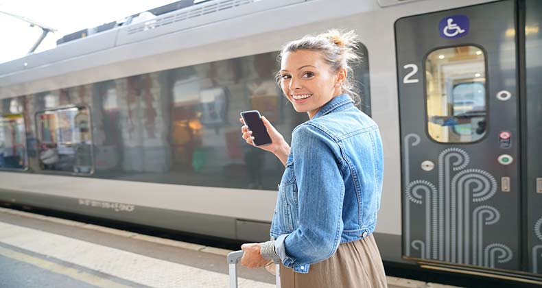 Las estaciones de tren inician su transformación digital