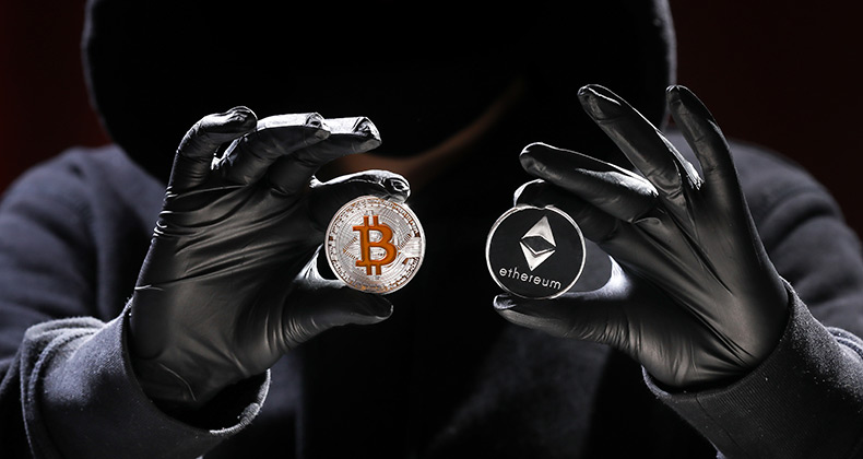 Los estafadores crean nuevos criptotokens fraudulentos y desconfiguran los llamados smartcontract para robar fondos