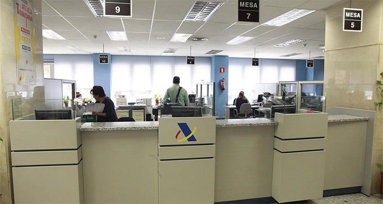 Este viernes termina el plazo para solicitar cita previa para atención telefónica o en oficinas para la Renta