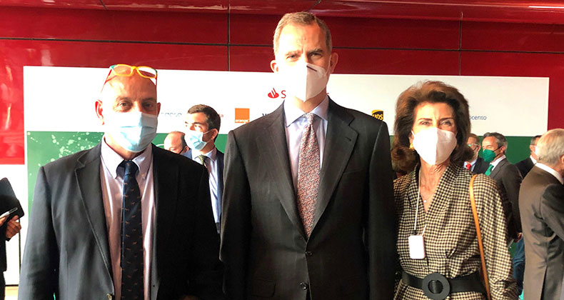 Felipe VI y Carmen Planas felicitan a la pyme mallorquina Savia Proyectos y Mantenimientos, por ganar el Premio CEPYME a la ‘Transformación Digital’