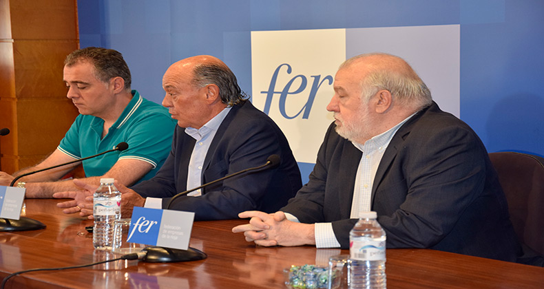 FER, ATRADIS y ARIAUTO lamentan la política antidiésel del Gobierno, que tiene un objetivo recaudatorio