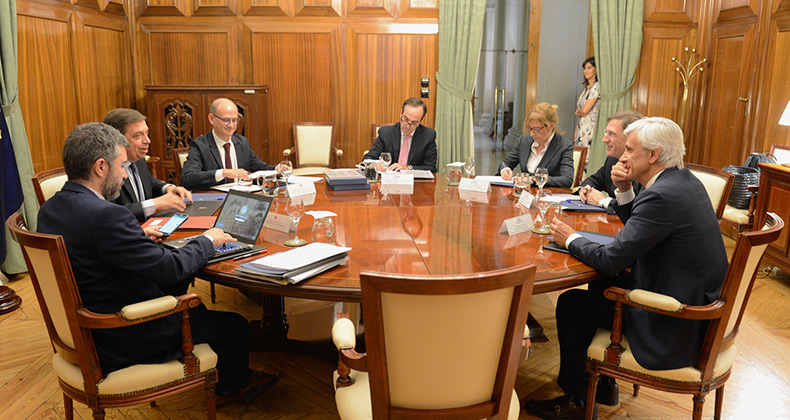 fiab-se-reune-ministro-luis-planas-repasar-las-prioridades-la-industria-alimentacion-bebidas