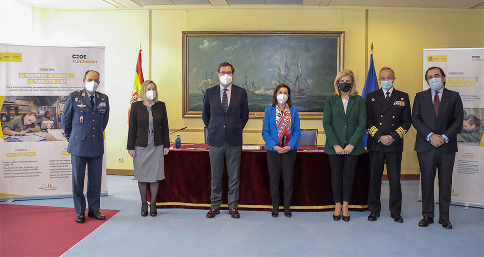 Fundación CEOE y Ministerio de Defensa suman esfuerzos para promover la empleabilidad de los militares en la vida civil tras abandonar las Fuerzas Armadas