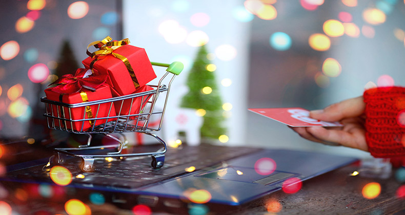 El 72% del gasto navideño se pagará con tarjeta y un 49% de las compras serán online
