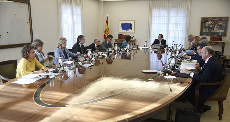 El Gobierno aprueba la subida de las pensiones en un 0,25% y la del SMI en un 4% para 2018