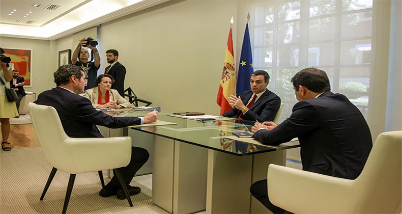 El Gobierno hará «retoques» en materia de subcontratación, ultraactividad o ‘riders’ antes del nuevo Estatuto