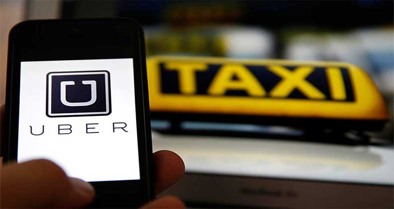 El Gobierno obligará a empresas como Uber a informar de sus servicios y llevar matrículas diferentes