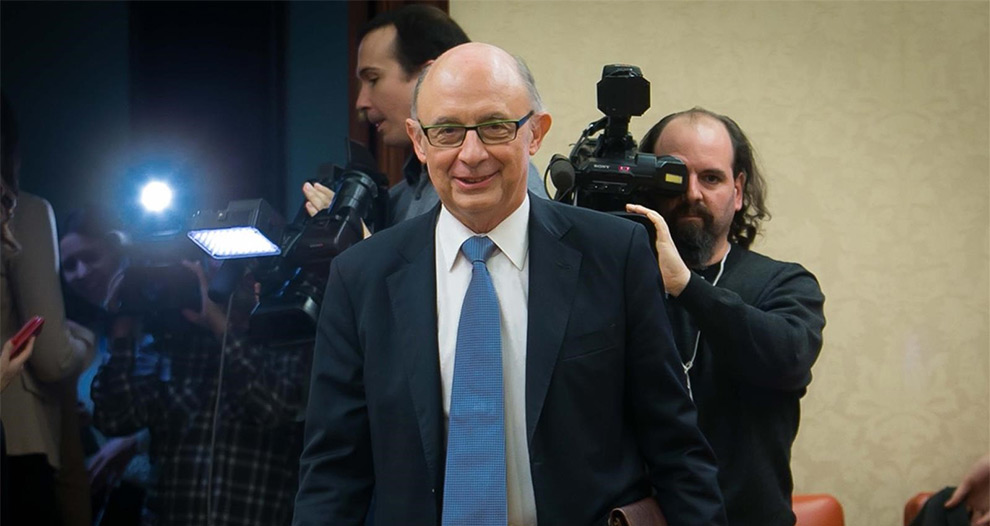 Hacienda aprobará un cheque fiscal para los mayores