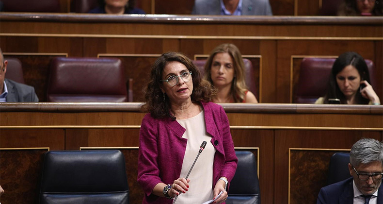 Hacienda presentará una ley contra el fraude e incluirá en la lista de morosos a responsables solidarios