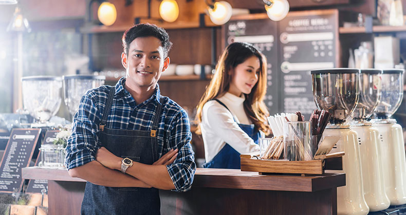 Hostelería y Comercio explican el buen dato comparado de octubre, lo que no consigue la Educación