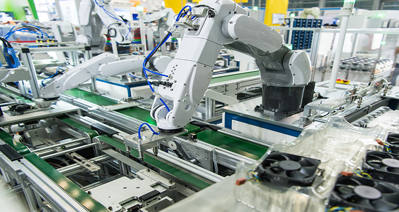 Industria desbloquea 870 millones de euros para proyectos de reindustrialización