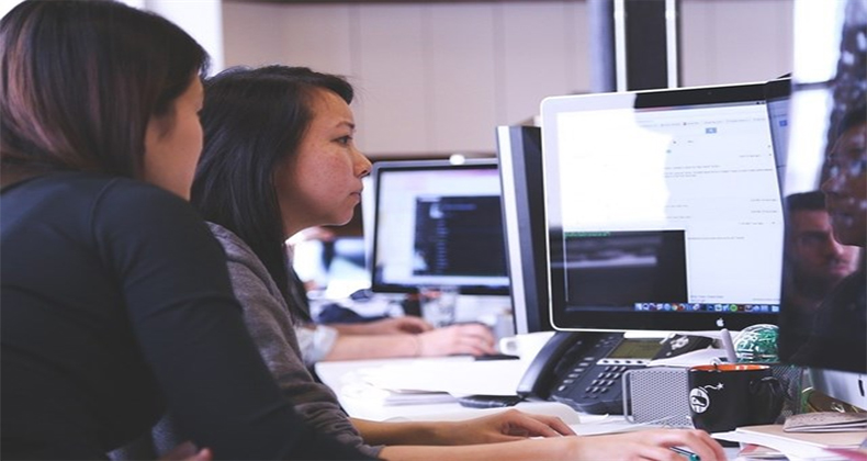 Los jóvenes con formación básica tendrán «graves dificultades» para encontrar empleo en el próximo quinquenio