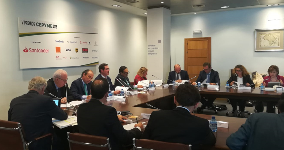 El Jurado elige a los galardonados con los Premios CEPYME, entre un total de 461 candidaturas