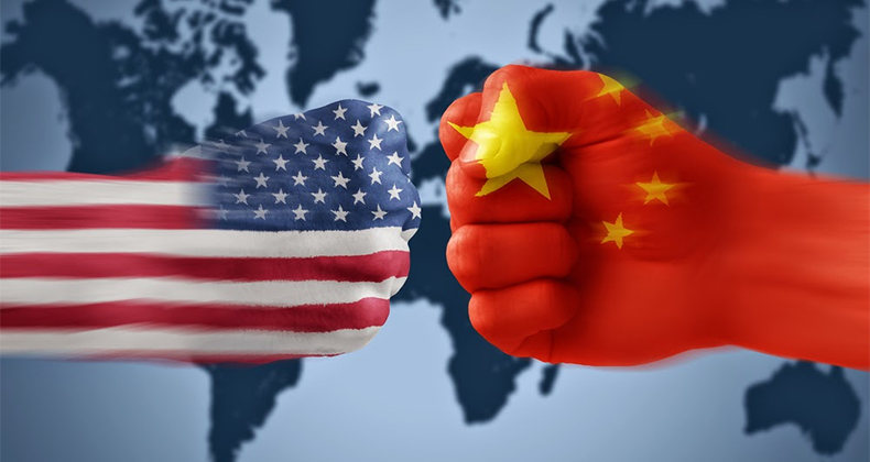 Las fábricas chinas moderan su actividad entre el temor a una guerra comercial con EEUU