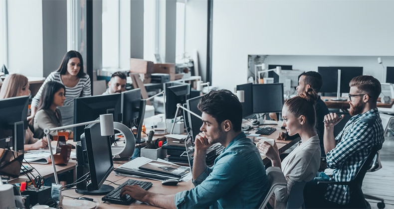 Liderazgo en la era digital: nuevas competencias para dirigir equipos