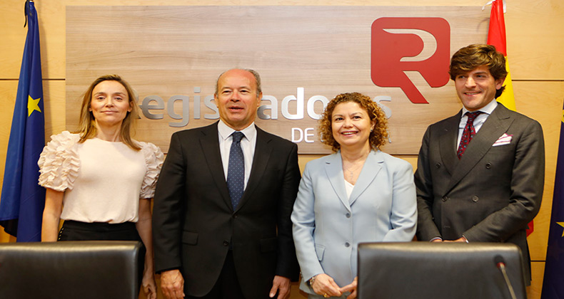 El ministro de Justicia destaca la necesidad de claridad en el lenguaje jurídico