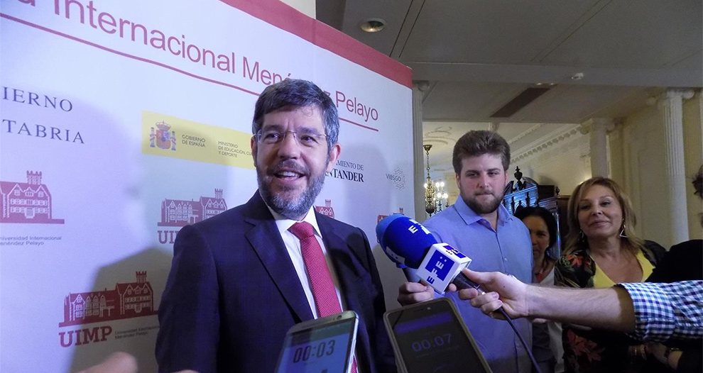 Nadal garantiza las pensiones y pagas extras aunque no haya PGE en 2018