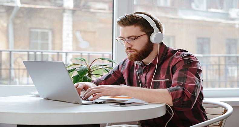 Ocho de cada diez ocupados menores de 24 años han rechazado una oferta laboral en el último año