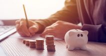 ocho-millones-espanoles-no-consiguen-ahorrar-final-mes-los-lo-hacen-ahorran-302-euros-mensuales