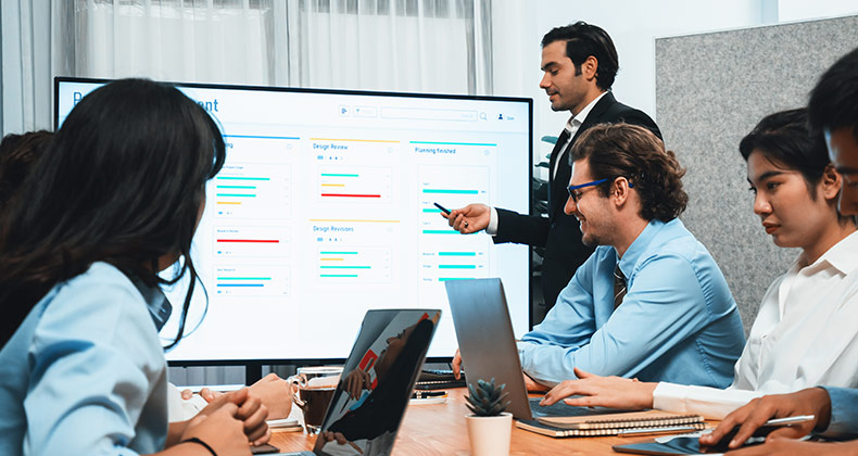 8 pasos para escribir un plan de negocio interno